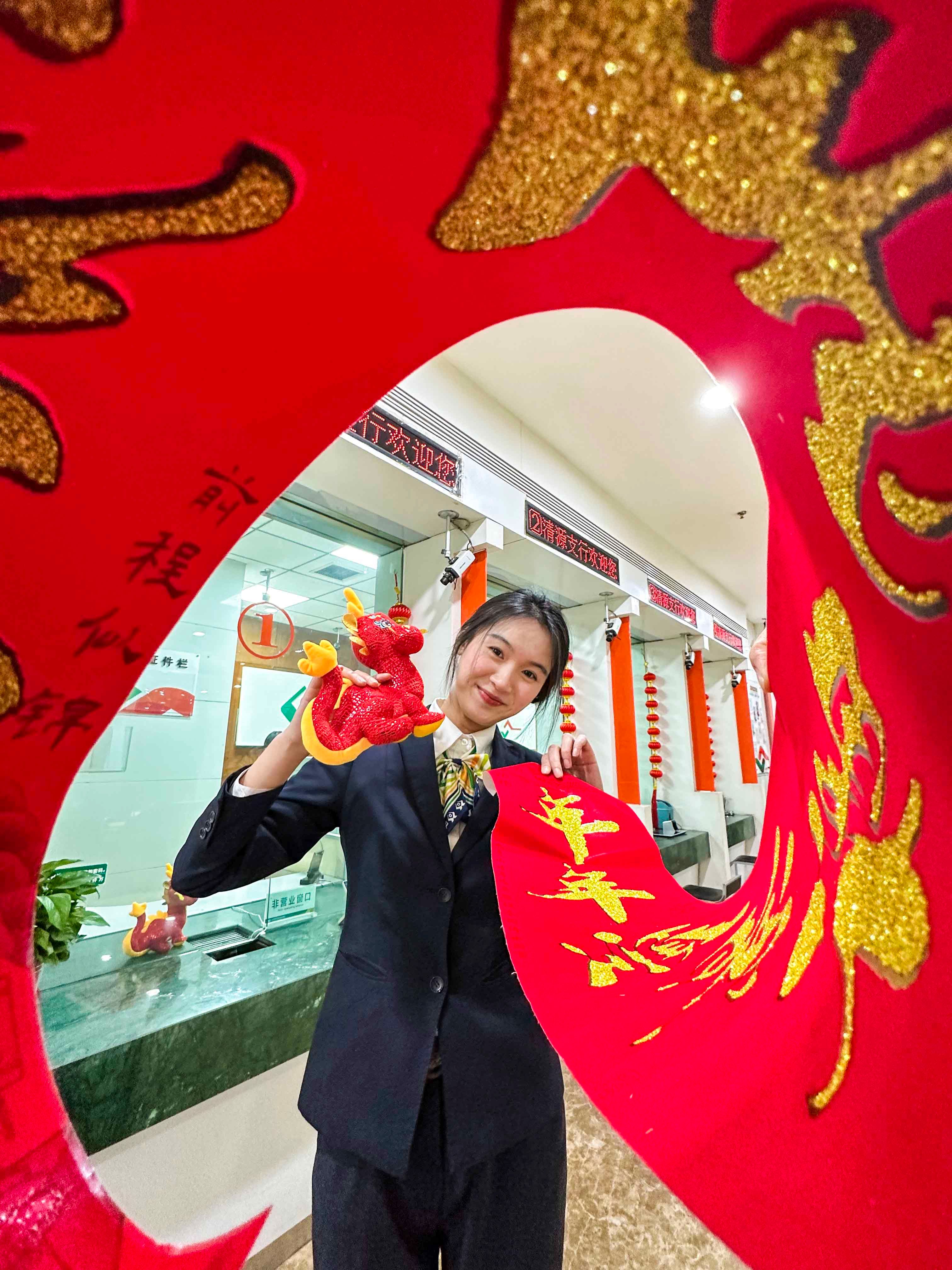 前程似錦——清徐農(nóng)商銀行  牛立